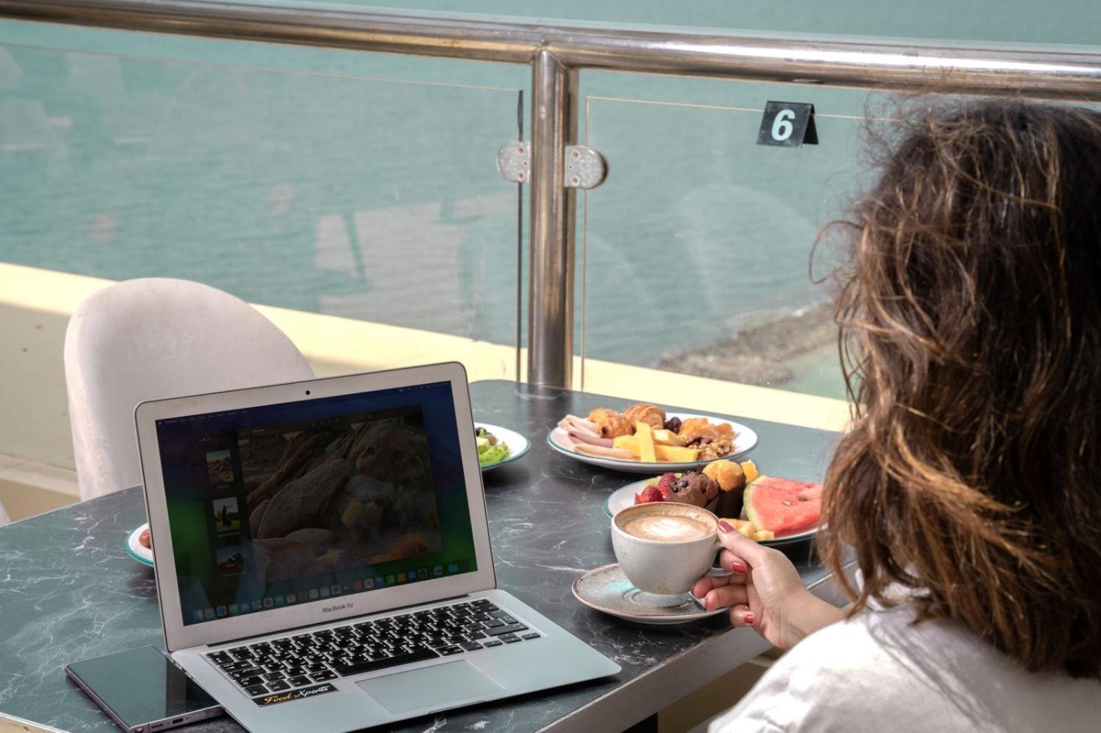 Seafront Luxury Suites Jeddah Corniche Экстерьер фото